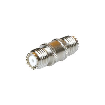 Adaptador Barril en Línea, de Conector Mini-UHF Hembra a Mini-UHF Hembra, Níquel/ Oro/ Teflón.